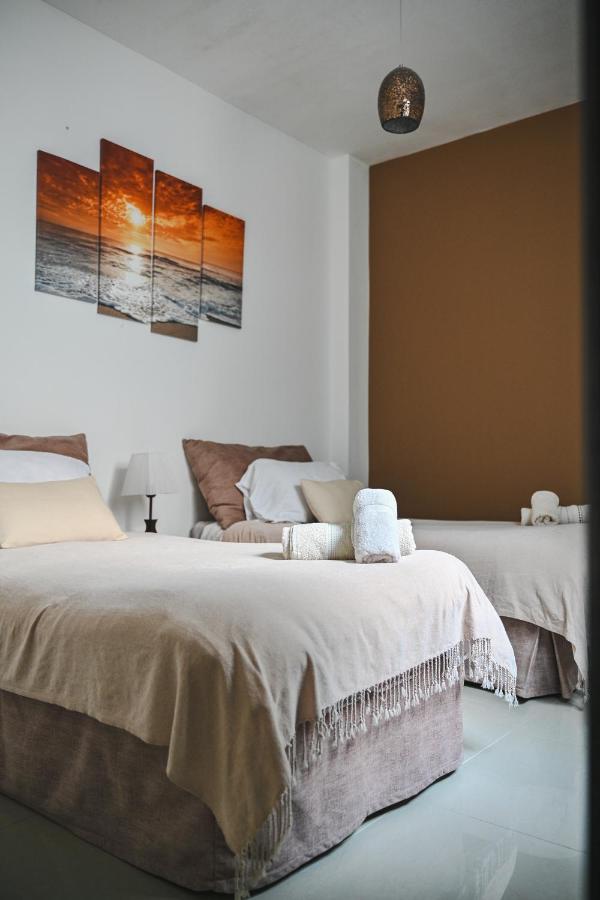 Anici Crt Penthouse 4 - With Private Rooftop Pool Victoria Exterior foto